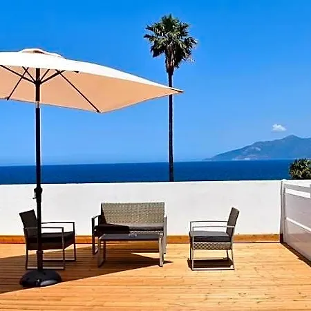 Le Bellevue Saint-Florent (Corsica)